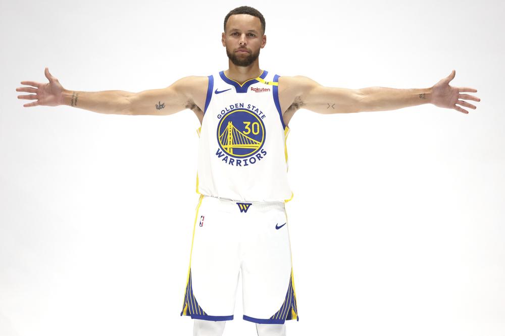 她以微弱优 她以微弱优